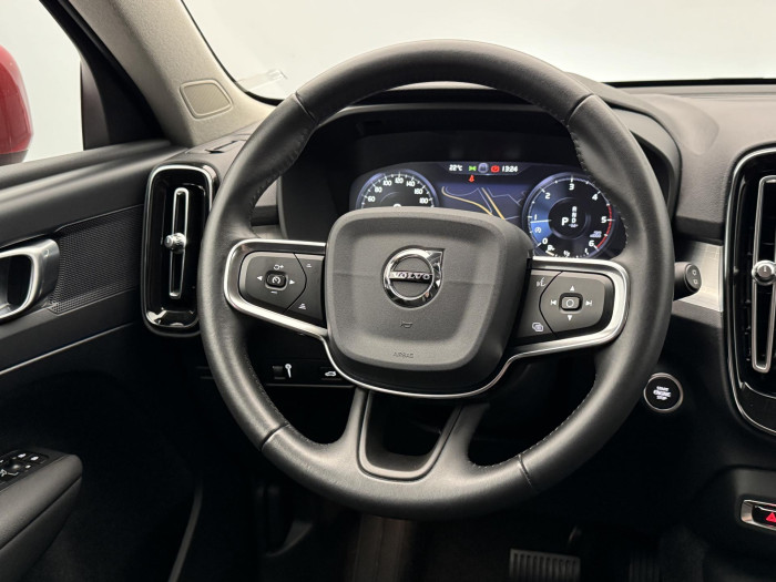 Volvo XC40 D3 AWD MOMENTUM CZ 1.maj 2.0 d Momentum