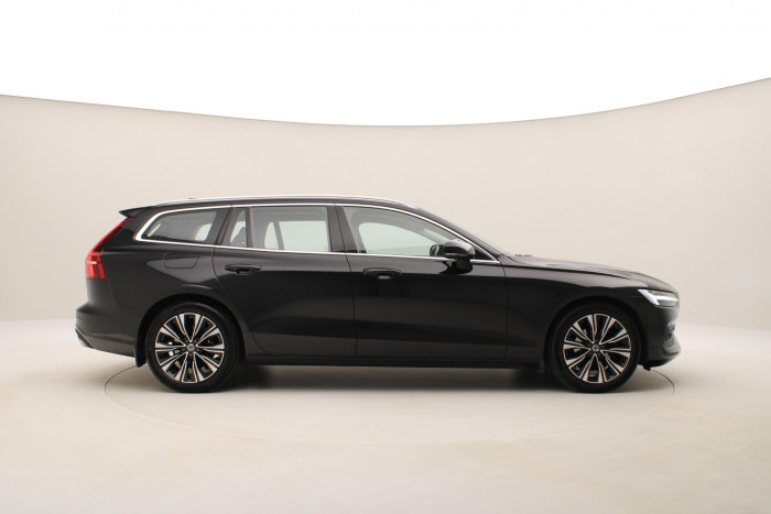 Volvo V60 B4 MOMENTUM POLESTAR REZERVACE 2.0 Momentum