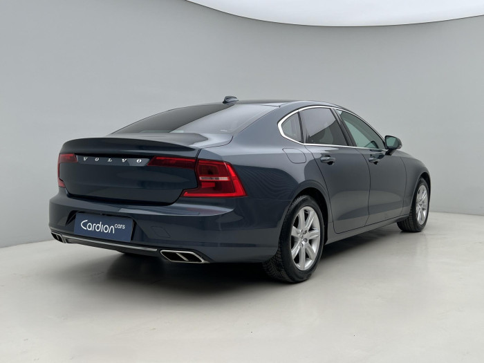 Volvo S90 D4 AWD MOMENTUM AUT CZ 2.0 d Momentum