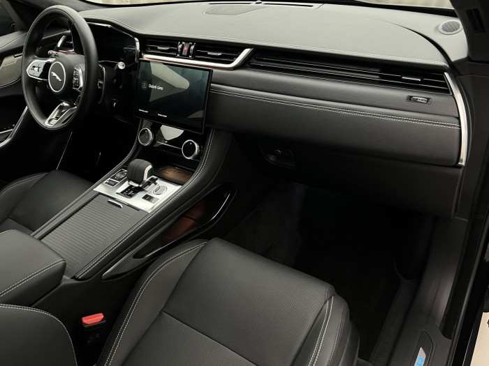 Jaguar F-Pace 250 AWD HSE AUT 1.maj.