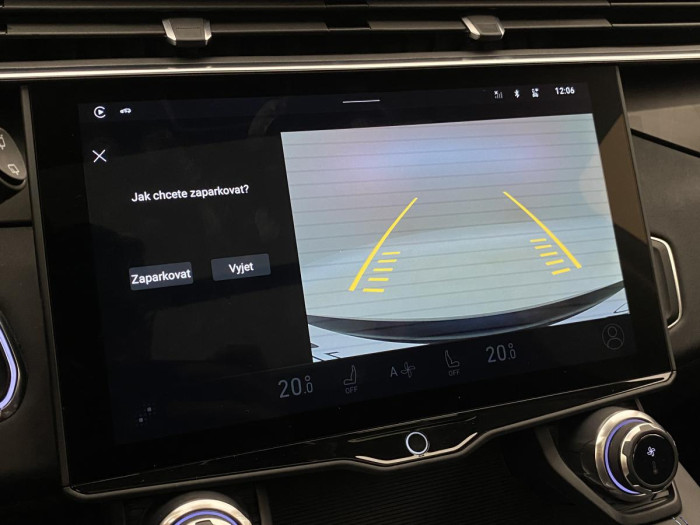 Lynk & Co 01 PHEV DCT AUT 1.maj.