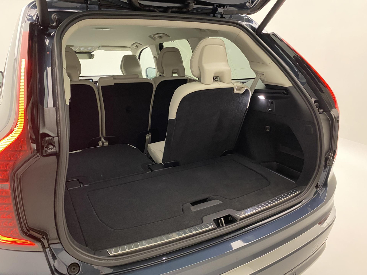 Volvo XC90 T8 AWD RECHARGE BRIGHT PLUS 7m