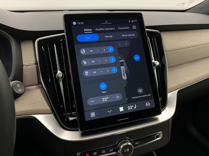 Volvo XC90 T8 AWD RECHARGE DARK ULTRA 7
