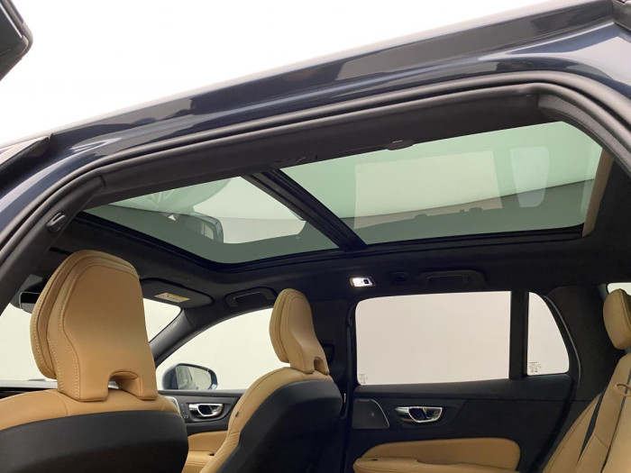 Volvo V60 CC B4 AWD ADVANCED REZERVACE 2.0 CC CC