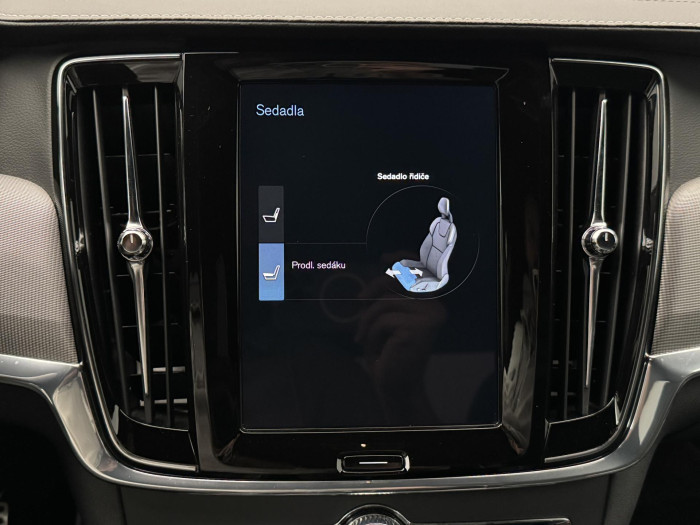 Volvo S90 T8 AWD R-DESIGN RECHARGE CZ