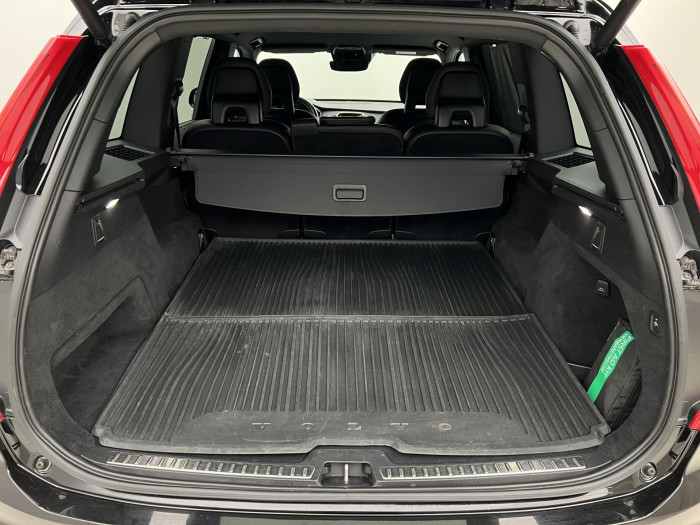 Volvo XC90 B5 AWD R-DESIGN AUT CZ