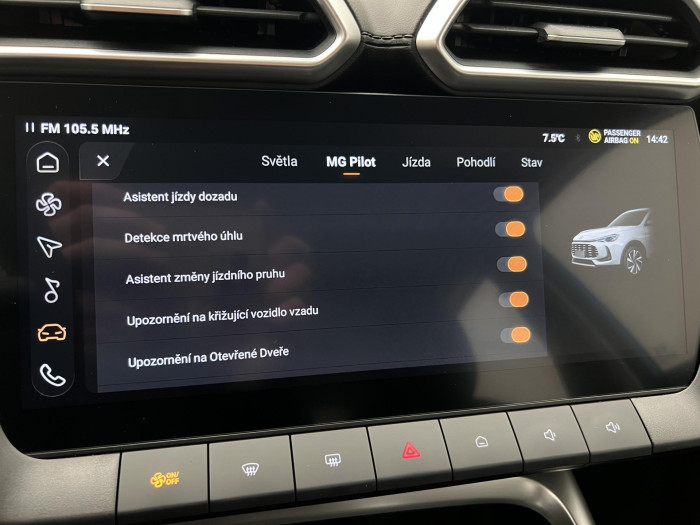 MG ZS 1.5 EMOTION HYBRID+ AUT CZ