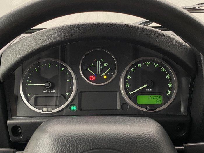 Land Rover Defender 110 STW AWD CZ REZERVACE