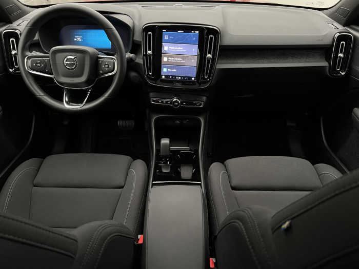 Volvo C40 RECHARGE CORE SINGLE MOTOR AUT
