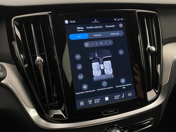 Volvo V60 B4 AUT DARK PLUS