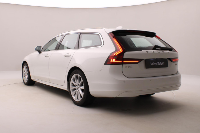 Volvo V90 B4 MOMENTUM AUT CZ 2.0 Momentum