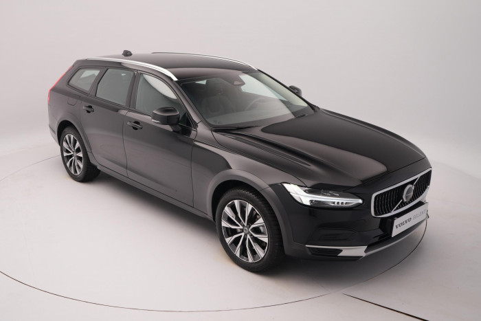 Volvo V90 CC B4 AWD PLUS CZ 1.maj