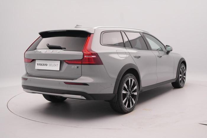 Volvo V60 CC B5 AWD BRIGHT AUT 1.maj 2.0 CC CC