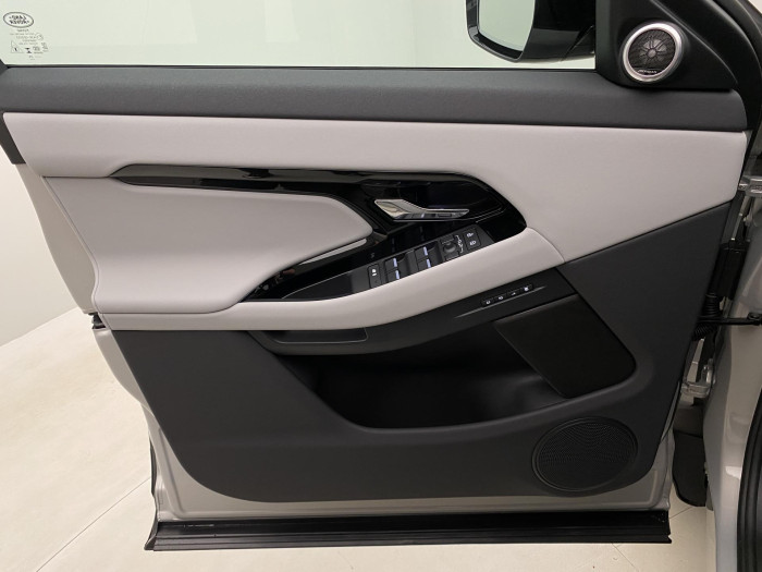 Land Rover Range Rover Evoque D200 DYNAMIC SE REZERVACE 2.0 d Dynamic SE