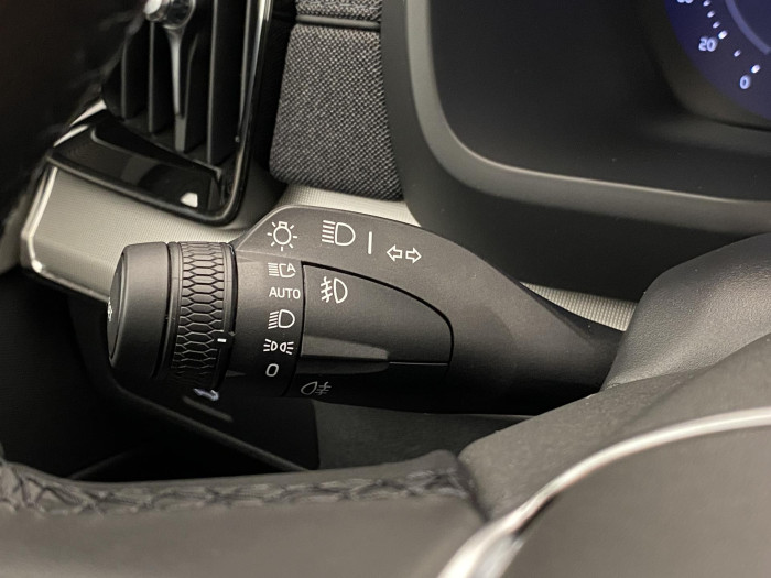 Volvo XC90 B5 AWD BLACK EDITION PLUS 7