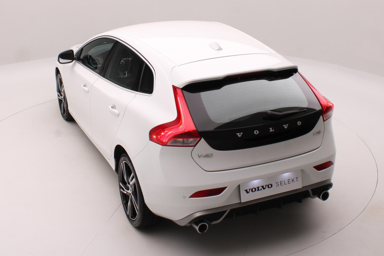 Volvo V40 T3 R-DESIGN AUT