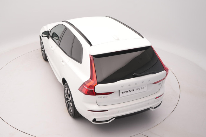 Volvo XC60 B4 AWD DARK PLUS AUT
