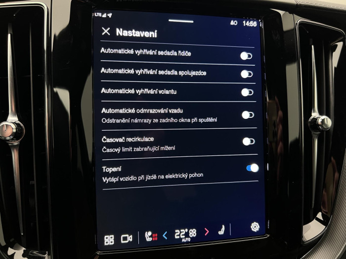 Volvo XC60 T6 AWD RECHARGE ULTRA DARK AUT