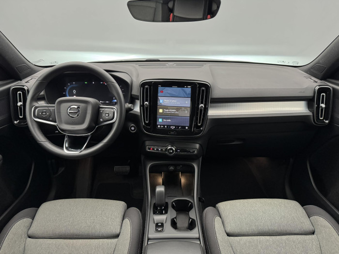 Volvo XC40 B4 CORE AUT 1. maj.
