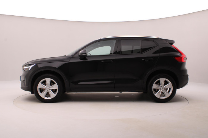 Volvo XC40 B4 CORE AUT CZ 1.maj