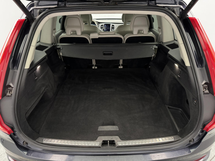 Volvo XC90 D5 AWD INSCRIPTION AUT CZ 2.0 d