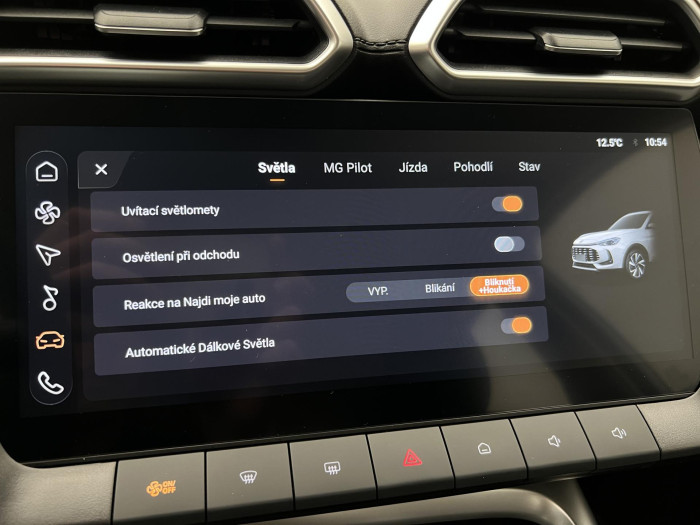 MG ZS 1.5 EMOTION HYBRID+ AUT CZ