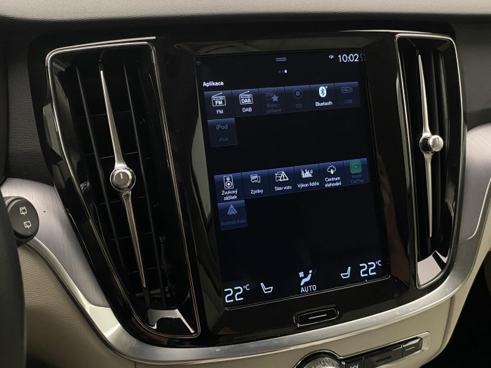 Volvo V60 D3 MOMENTUM PRO REZERVACE 2.0 d Momentum
