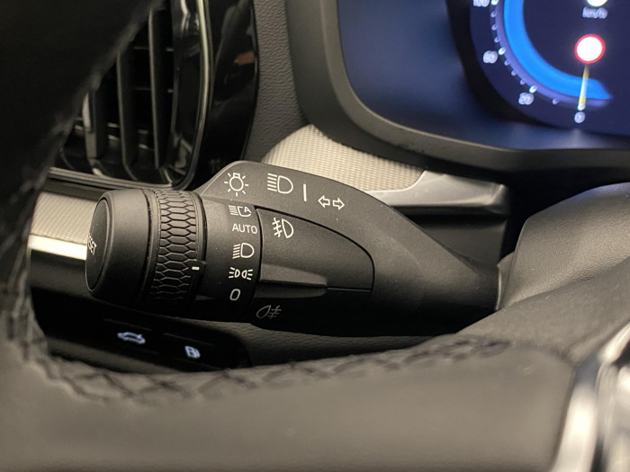 Volvo S60 T6 AWD PLUS DARK RECHARGE AUT