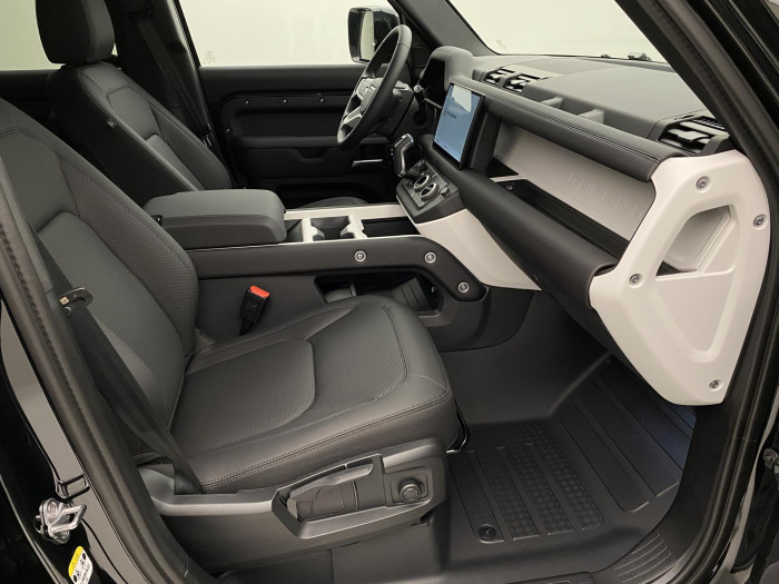 Land Rover Defender 110 D200 S AWD AUT 3.0 d