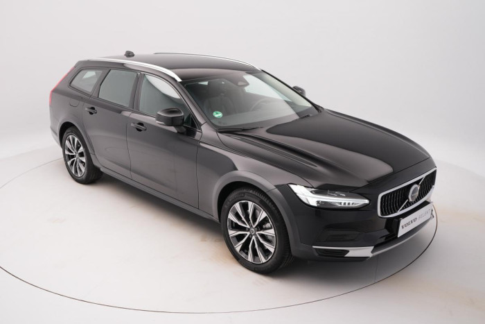 Volvo V90 CC B4 AWD PLUS AUT CZ 1.maj.