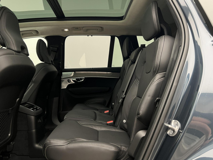 Volvo XC90 T8 AWD RECHARGE DARK ULTRA AUT