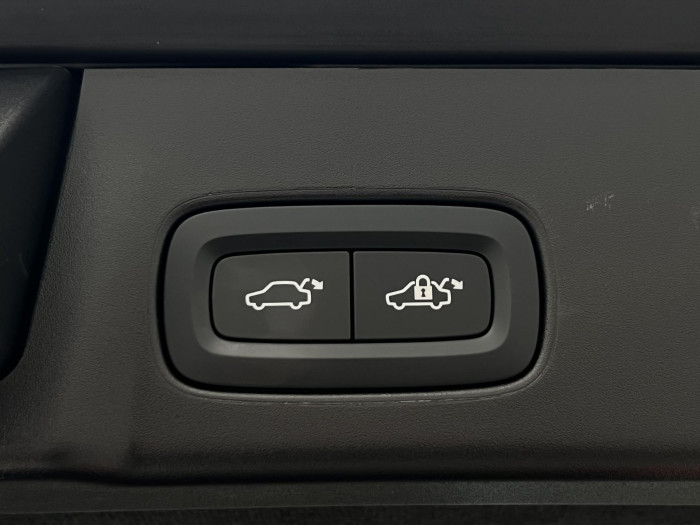 Volvo V90 T6 AWD RECHARGE PLUS DARK AUT