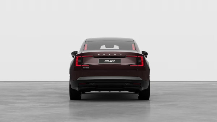 Volvo ES90 PURE ELECTRIC CORE
