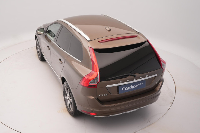 Volvo XC60 D4 AWD SUMMUM AUT REZERVACE 2.4 d Summum