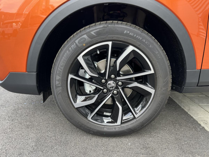 MG ZS ELEGANCE - ZIMNÍ PNEU ZDARMA* 1.0 Elegance