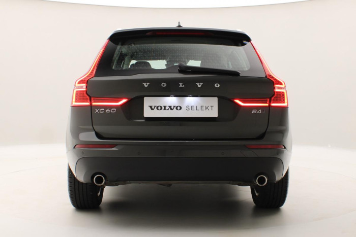 Volvo XC60 B4 AWD MOMENTUM AUT 1.maj. 2.0 Momentum