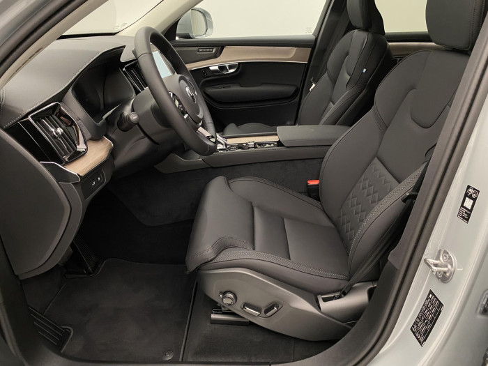 Volvo XC90 T8 AWD RECHARGE BRIGHT PLUS 7m