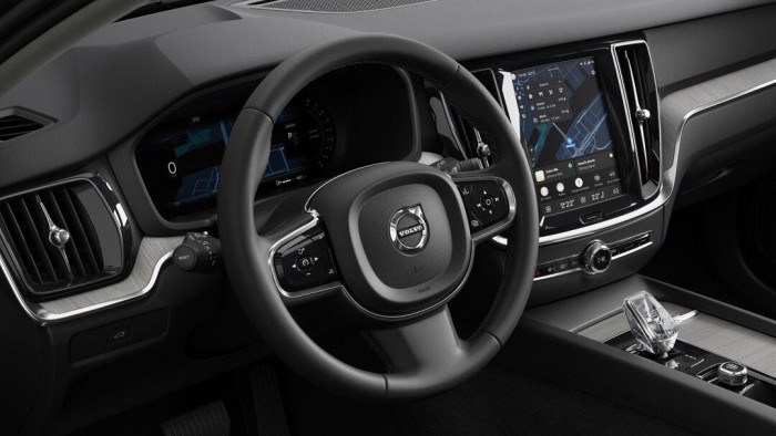 Volvo V60 B4 AUT DARK PLUS