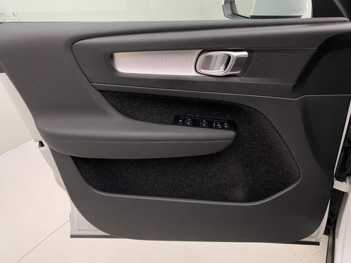 Volvo XC40 T3 MOMENTUM AUT CZ 1.5 Momentum