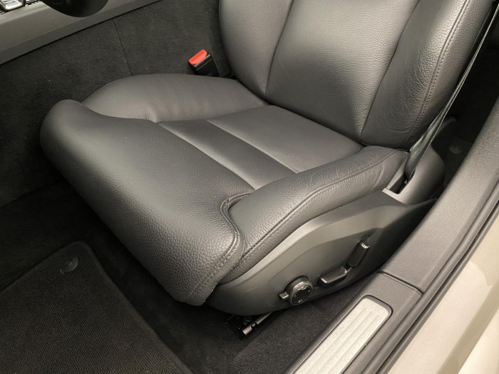 Volvo V60 B4 DARK PLUS AUT CZ