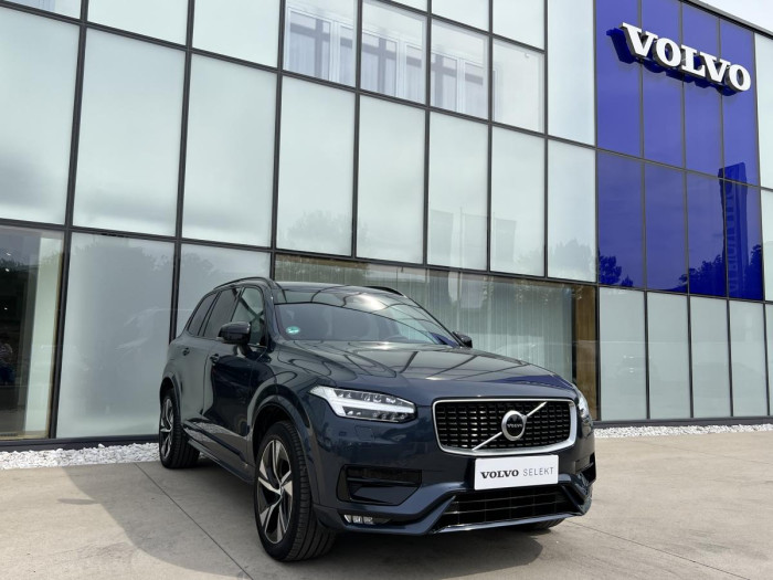 Volvo XC90 B5 AWD R-DESIGN 7MÍSTNÁ Aut