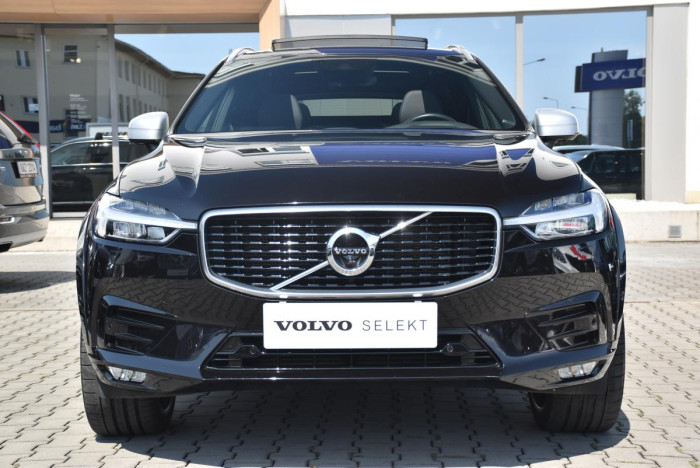 Volvo XC60 T6 AWD R-DESIGN REZERVACE