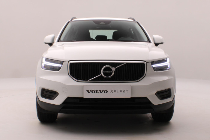 Volvo XC40 T3 KINETIC AUT CZ REZERVACE