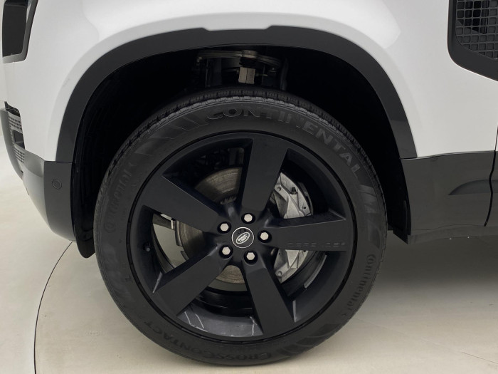 Land Rover Defender 110 D300 X-DYNAMIC HSE AWD AUT 3.0 d Dynamic