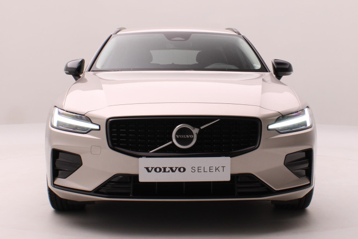 Volvo V60 B4 DARK PLUS AUT CZ