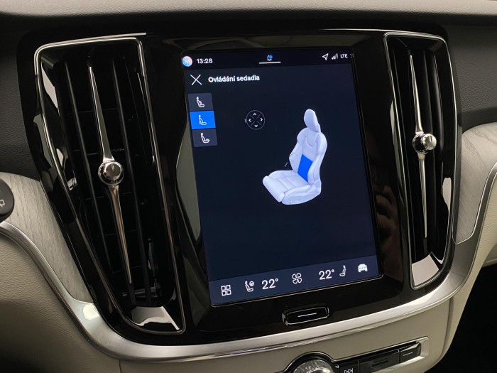 Volvo V60 B4 AUT BRIGHT PLUS