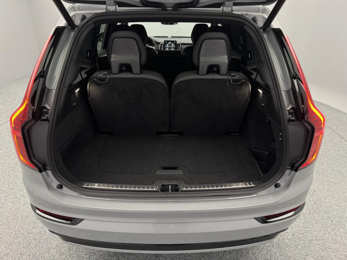 Volvo XC90 B5 AWD AUT BLACK EDITION ULTRA 2.0 Edition