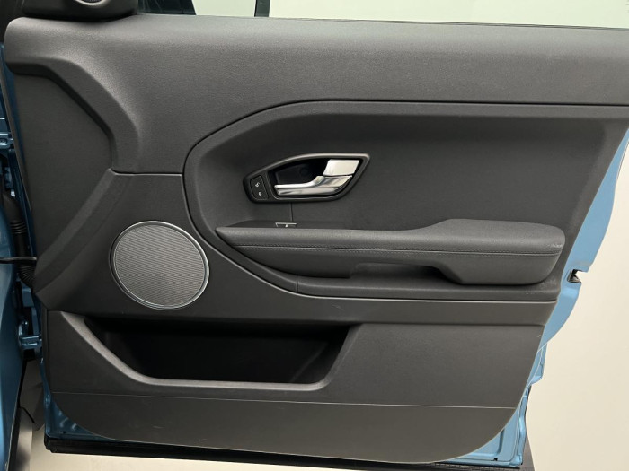 Land Rover Range Rover Evoque 2.2 TD4 AWD AUT CZ REZERVACE 2.2 TD