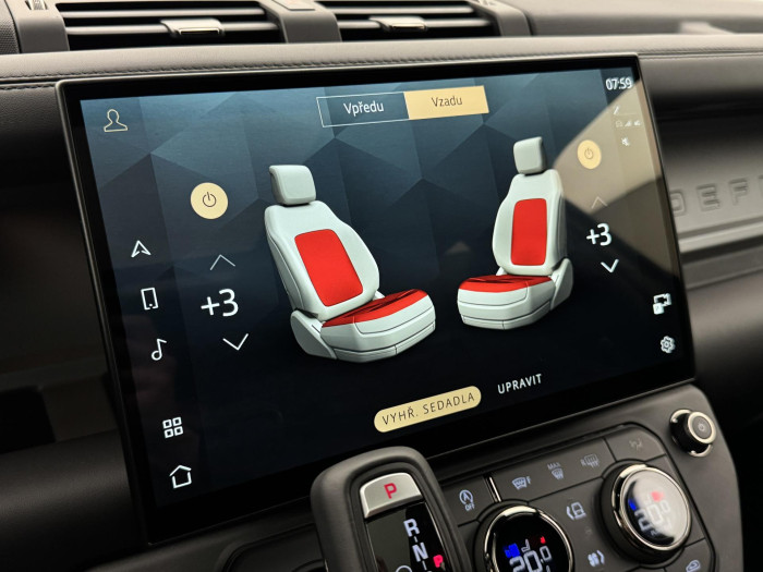 Land Rover Defender OCTA P635