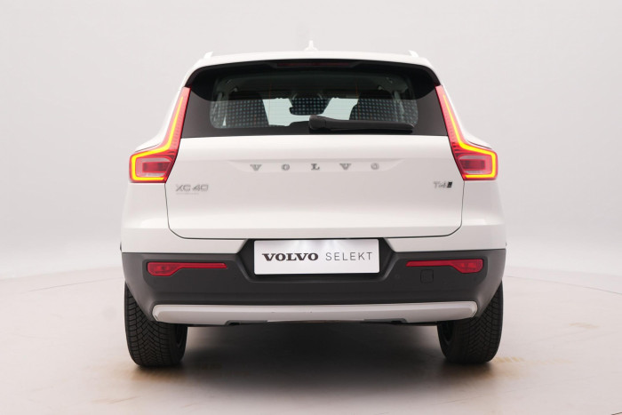 Volvo XC40 T4 AWD MOMENTUM 2.0 Momentum